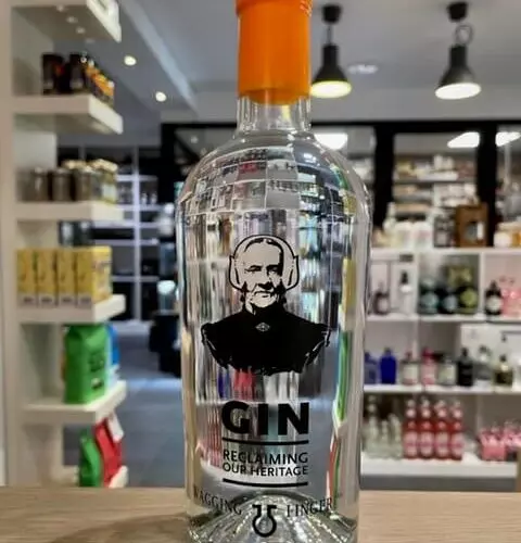 Wagging finger gin 44% 70cl